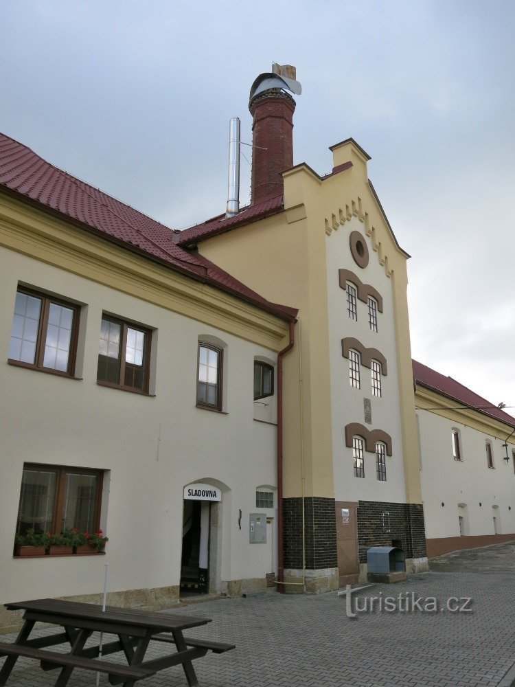 Dobruška – Rampušák, a family brewery with a malt house