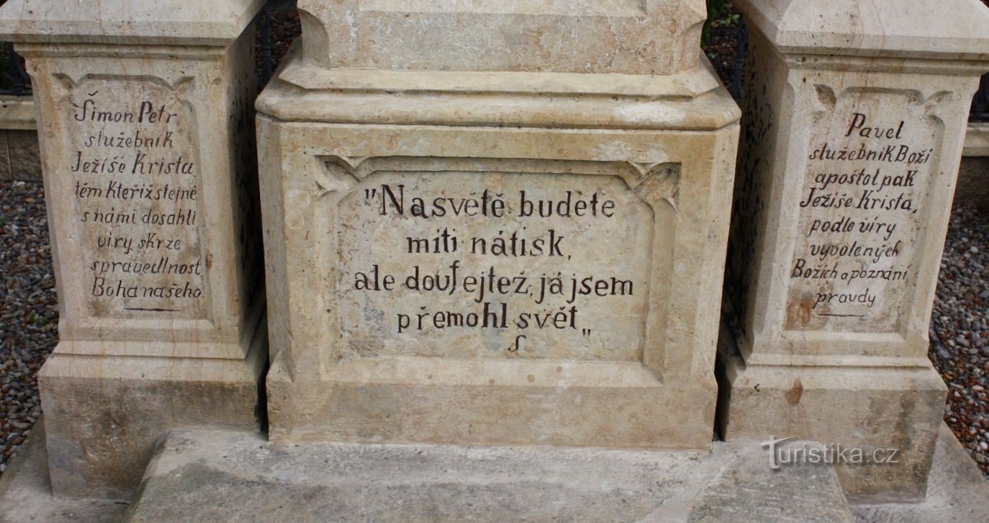 Dobšice nad Cidlinou - Μνημείο Τα Πάθη του Θεού