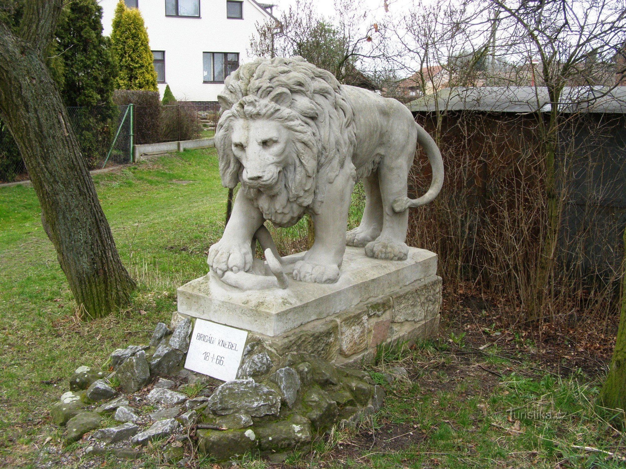 Dohalice - Monument till den österrikiska Knebelbrigaden