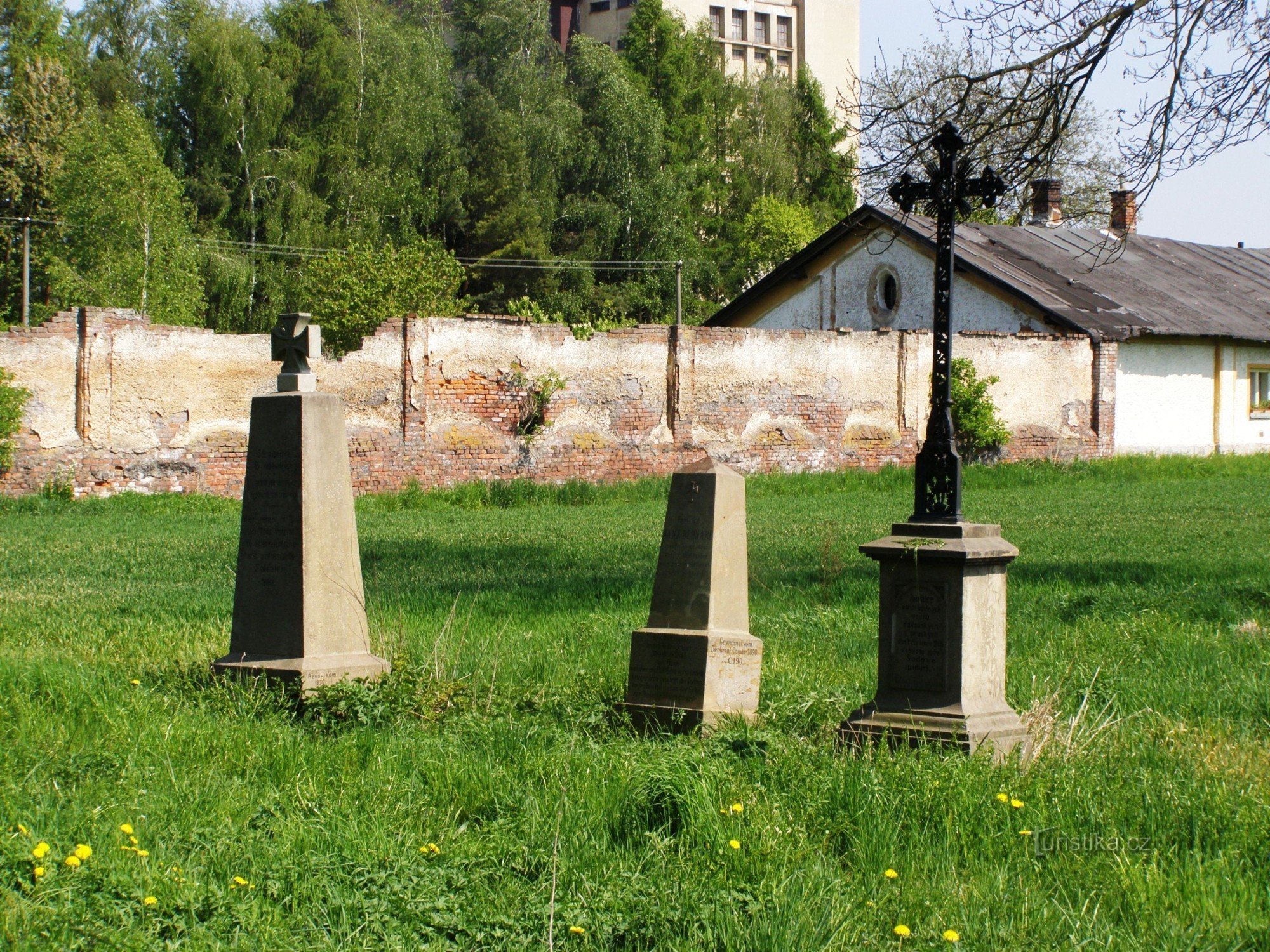 Dohalice - monuments de la bataille de 1866 au silo