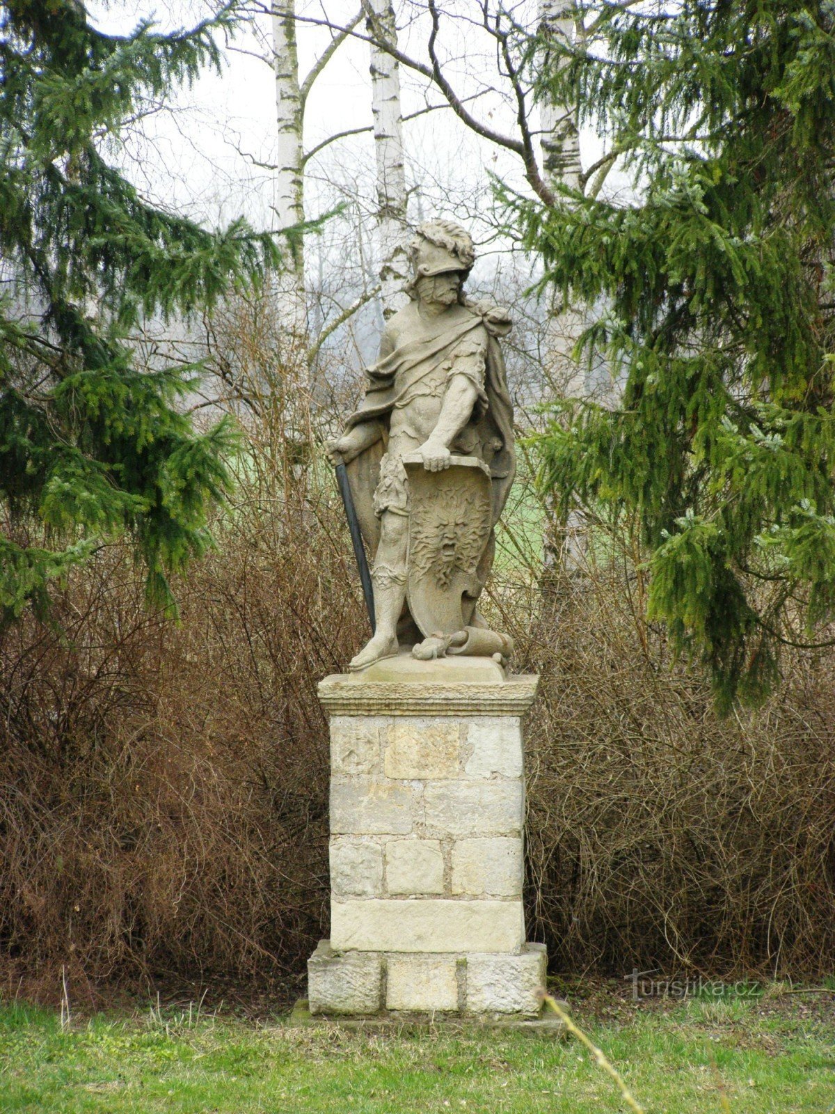 Догаличе - статуя Персея