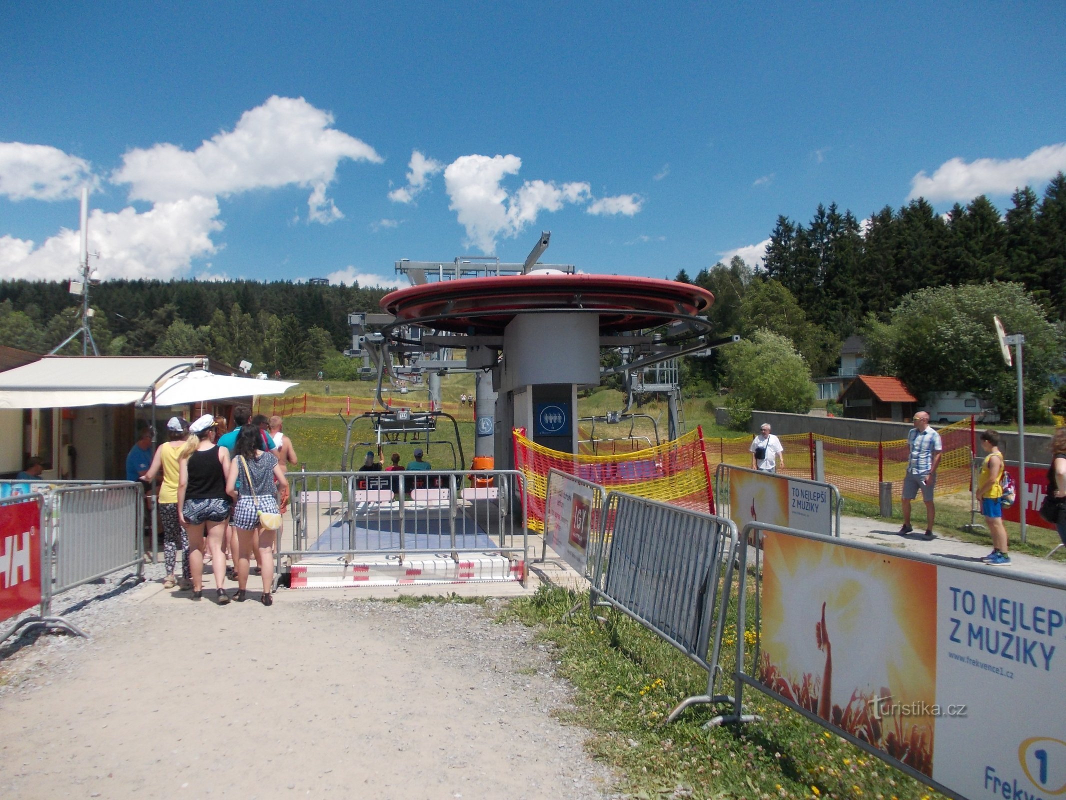 estação de teleférico inferior