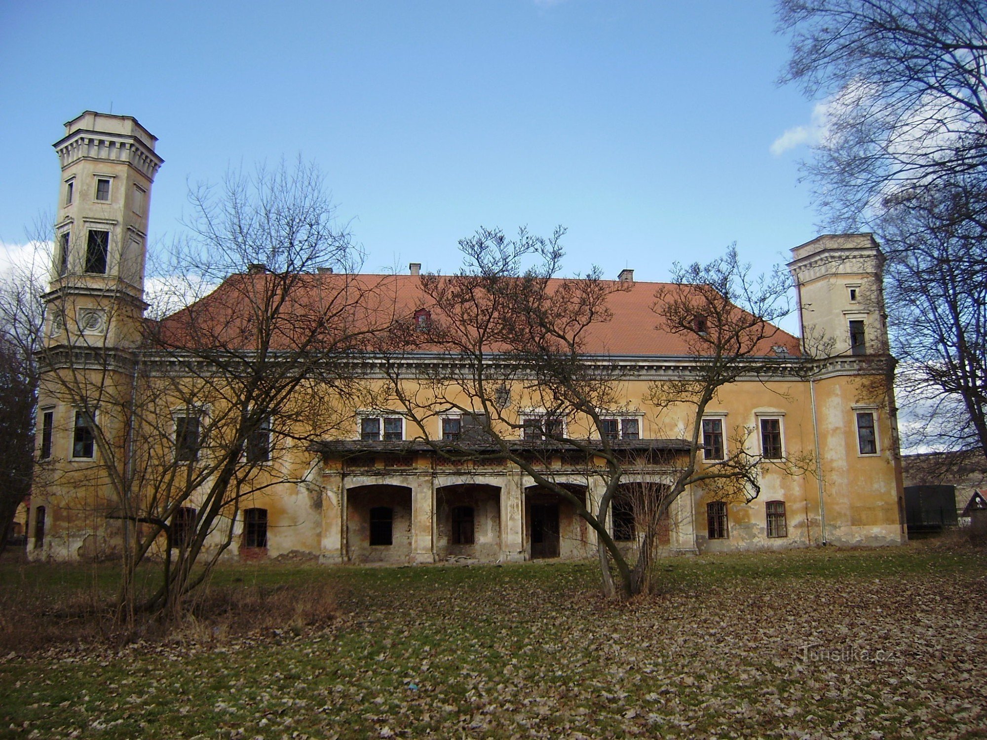 Dolní Beřkovice - zámek