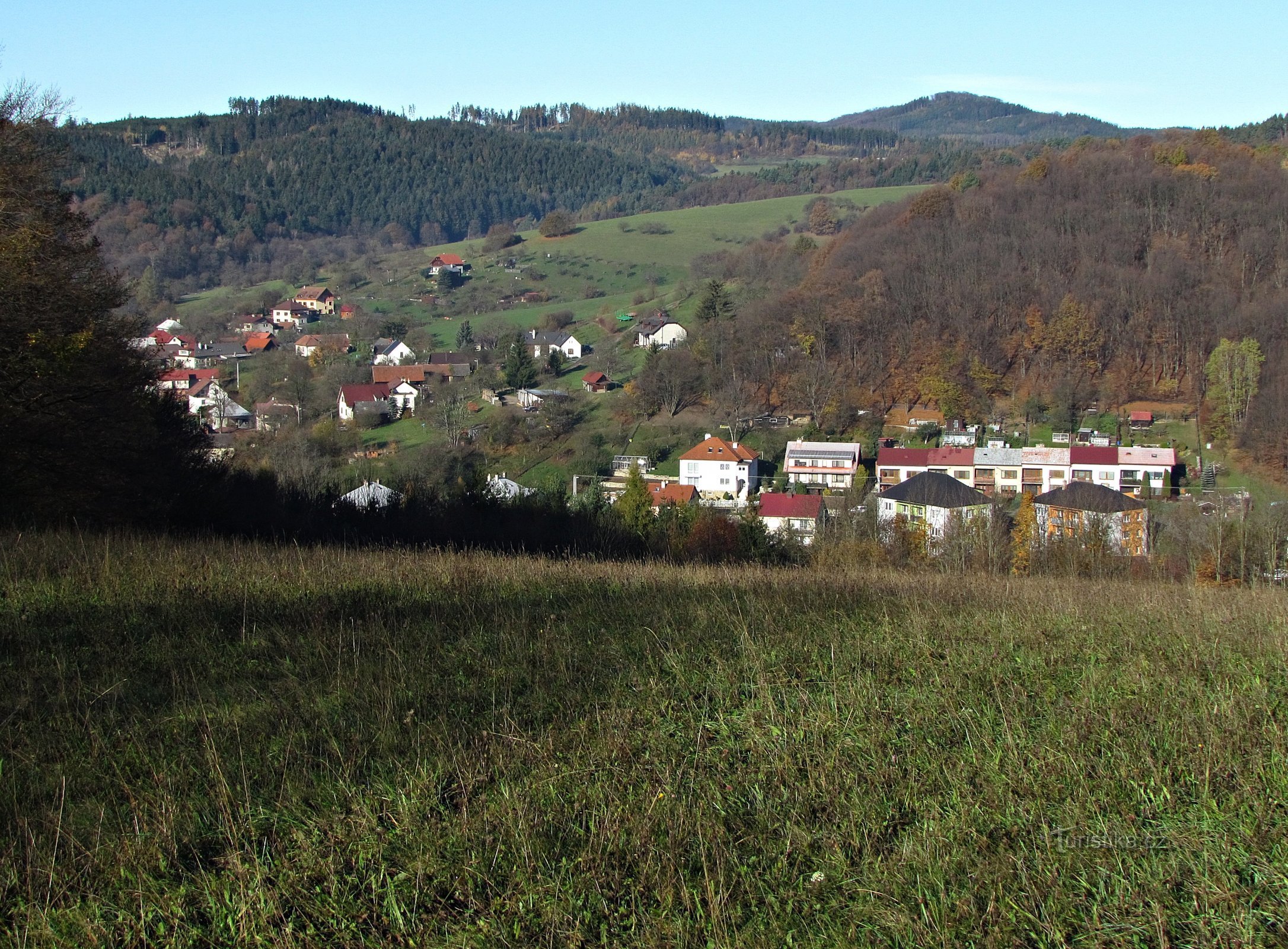 нижня частина села, Na Písečné та Ondřejovsko