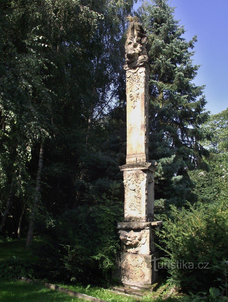 Dolní Moravice - Columna de la Santísima Trinidad