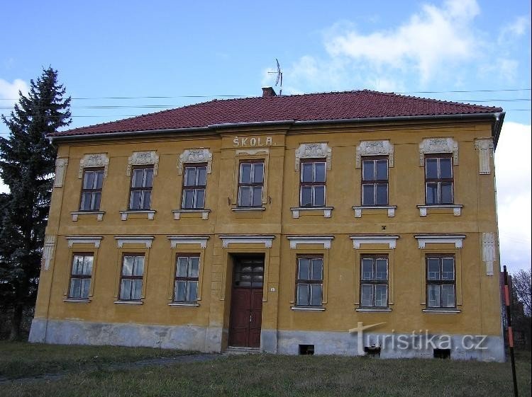Dolní Nětčice: Iskola