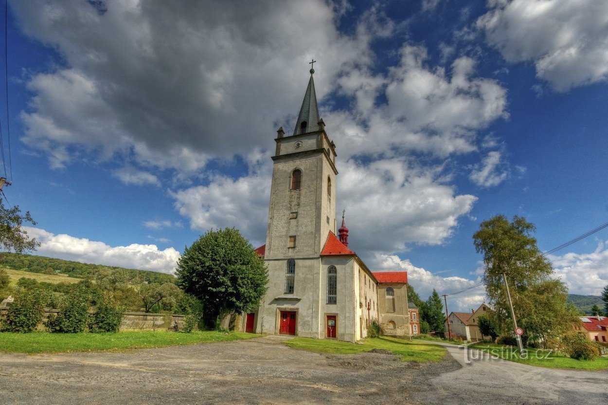 Dolní Podluží - kyrka