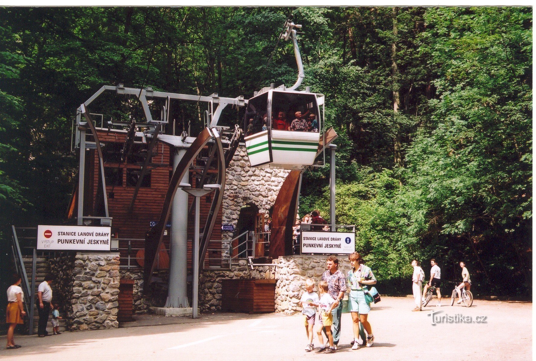 Estação de teleférico inferior