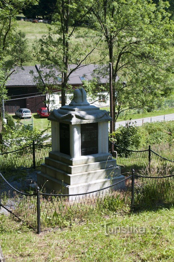 Dolní Údolí - monument over de faldne