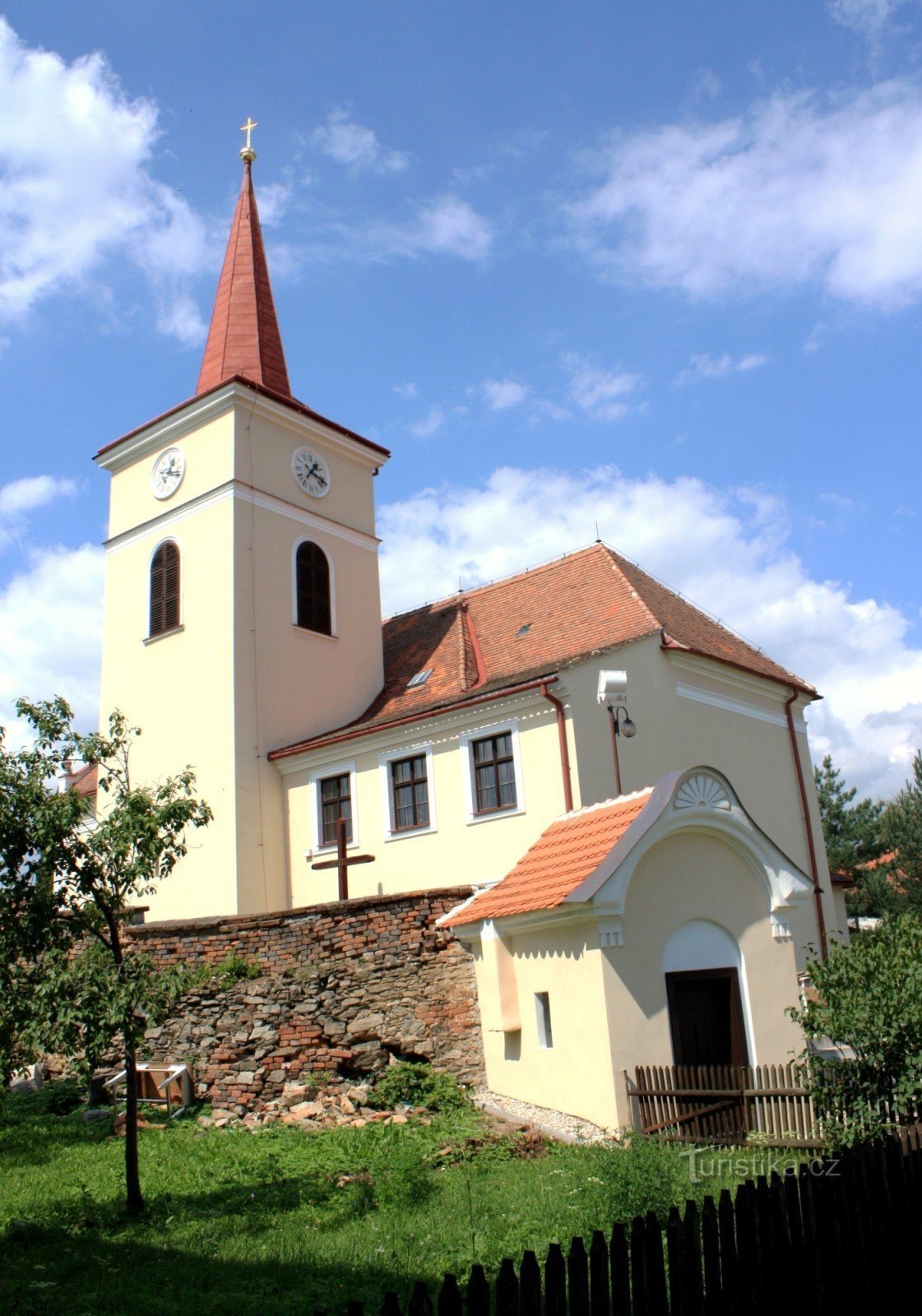 Domašov - Iglesia de St. Lorenzo