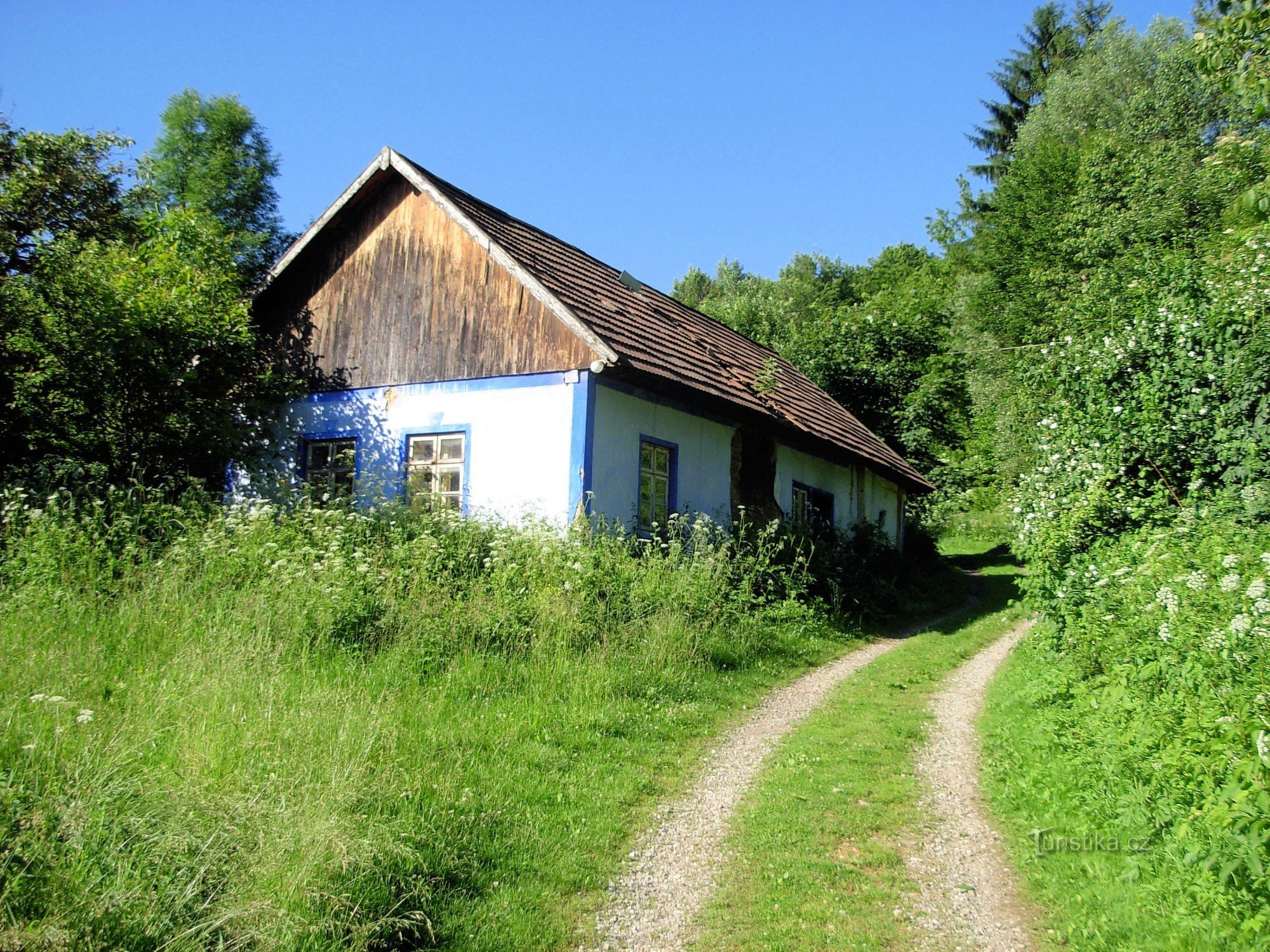 Kuća od blata, Žítková - Boky
