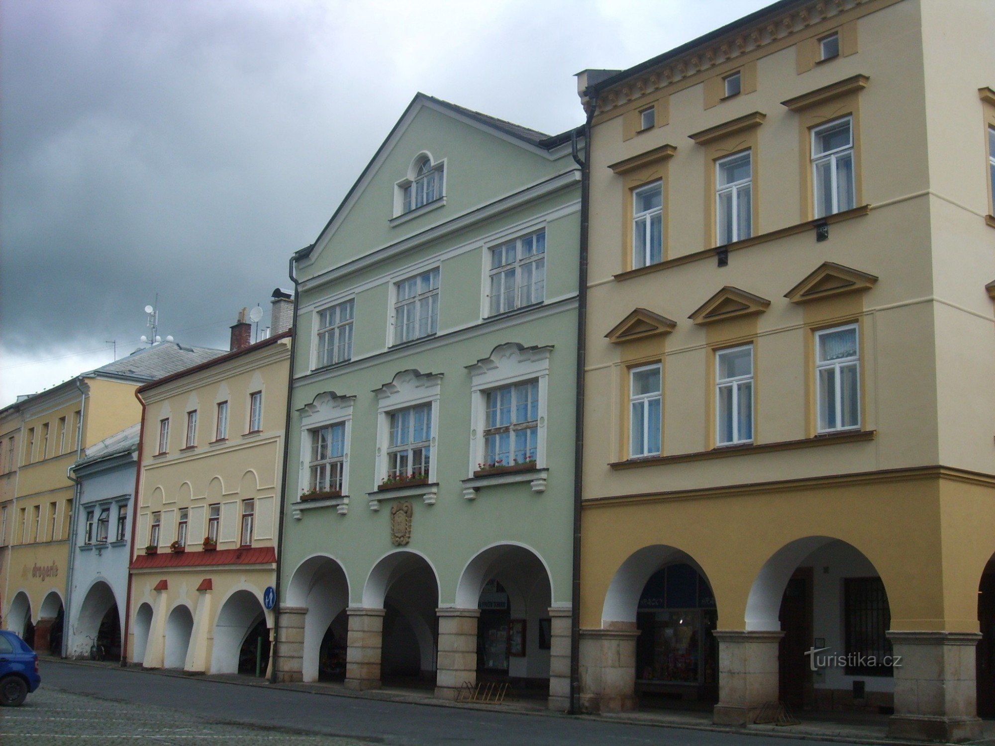 casas en la plaza