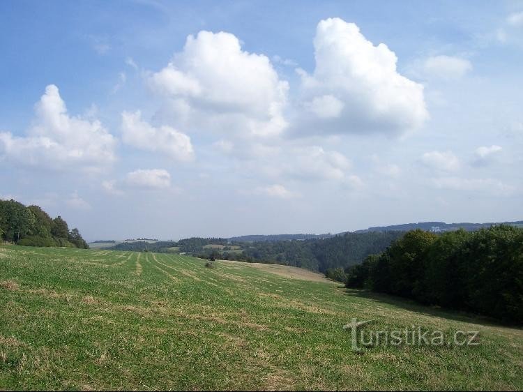 Doubravy: Landschaft um Doubravy