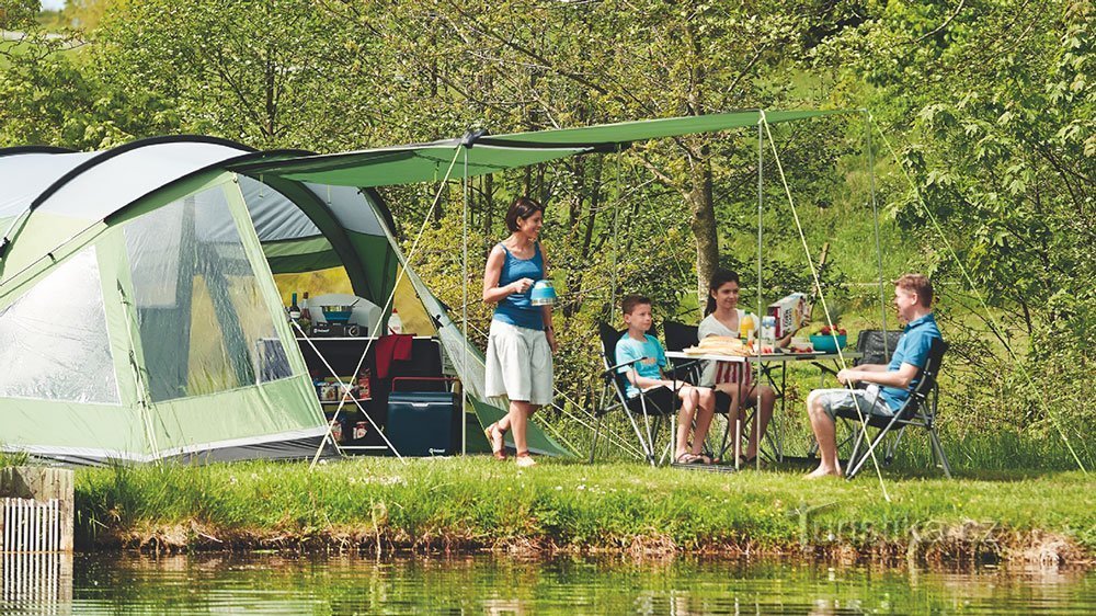 É um feriado de acampamento