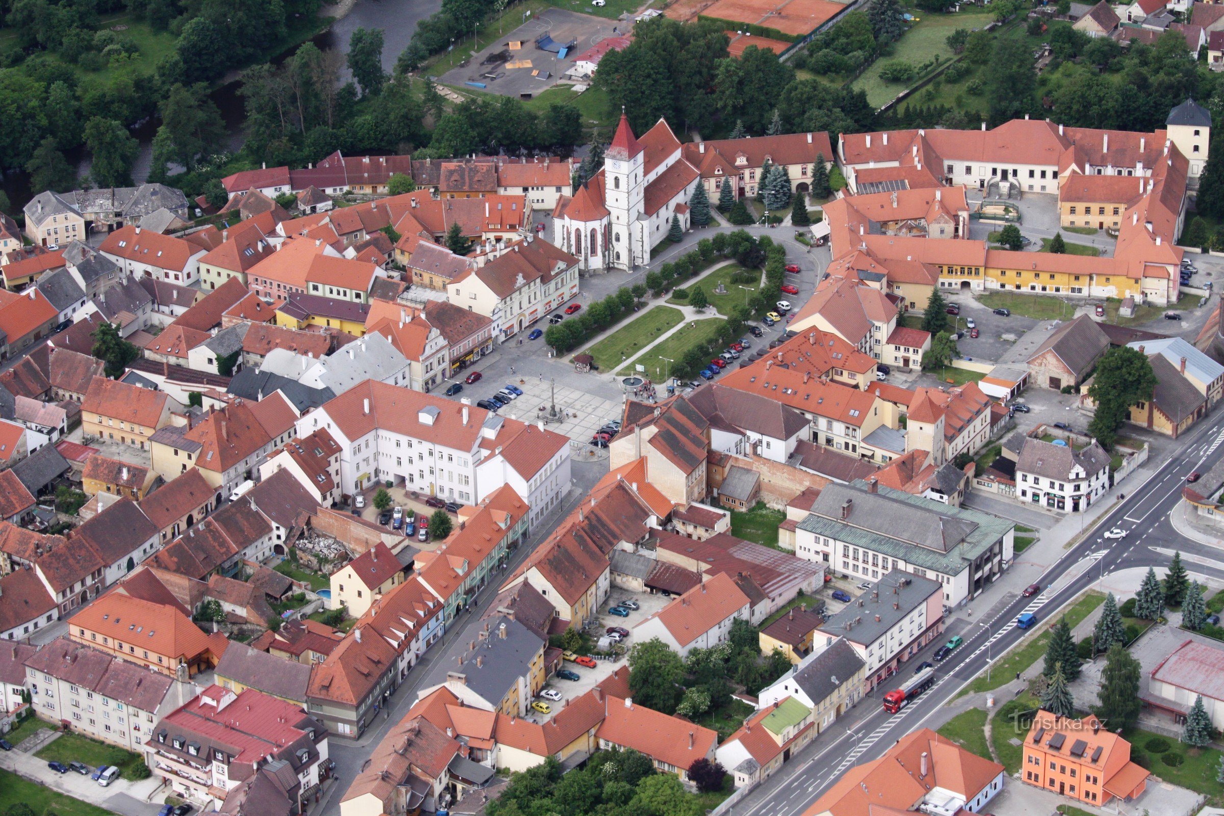 URLAUB IM SCHUMAVY-FUSSLAND – HORAŽĎOVICE, DIE PERLE VON OTTAWA