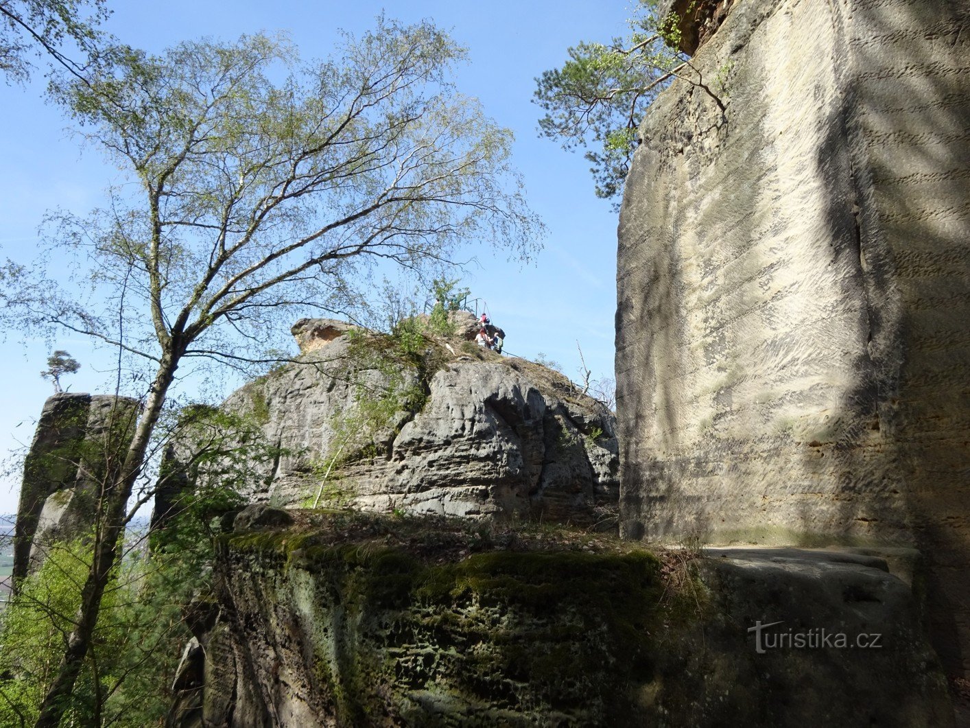 Драбки - дивовижне скеле містечко Драбська Світничка