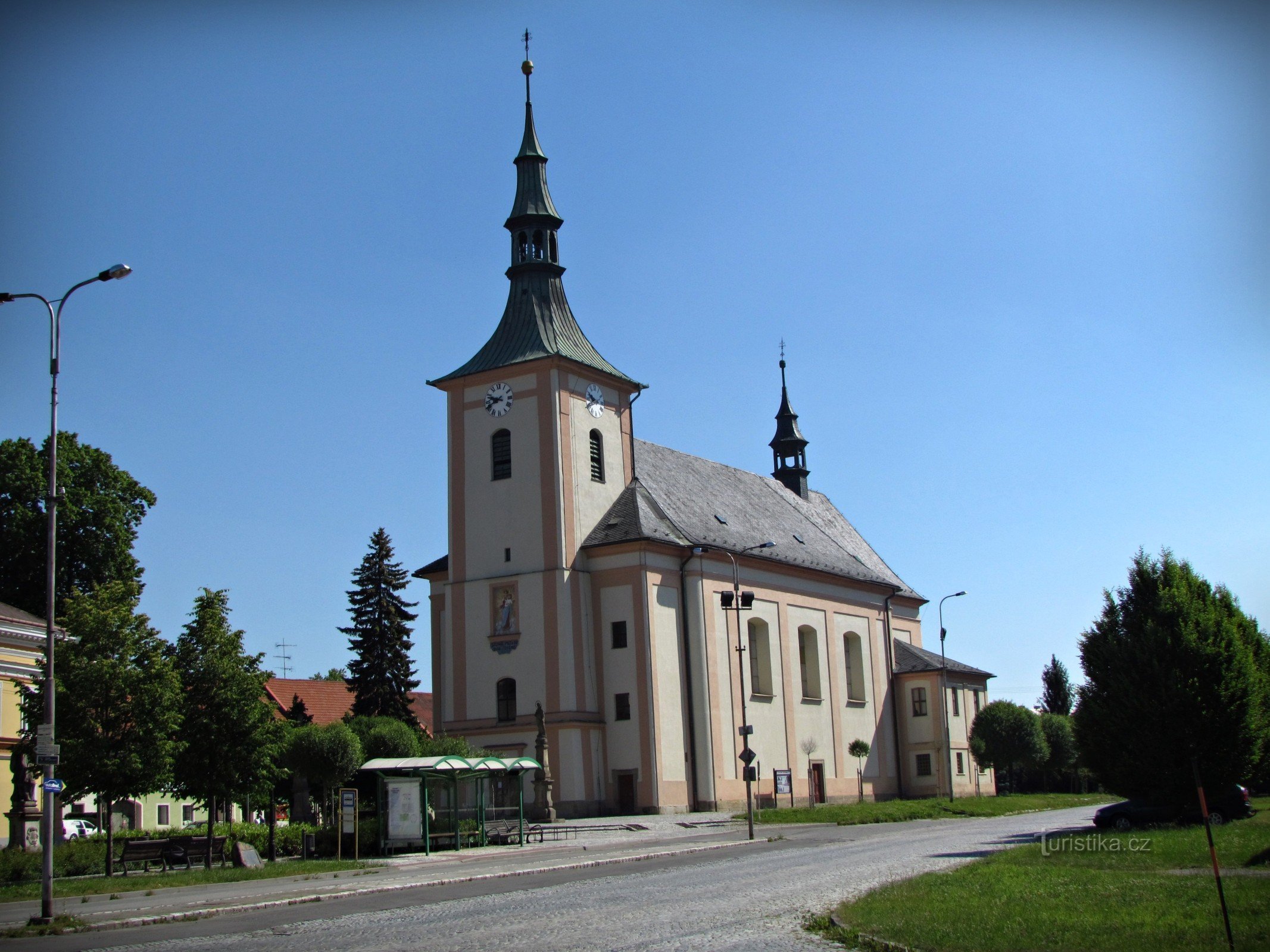 Drahotuše - församlingskyrka St. Lawrence