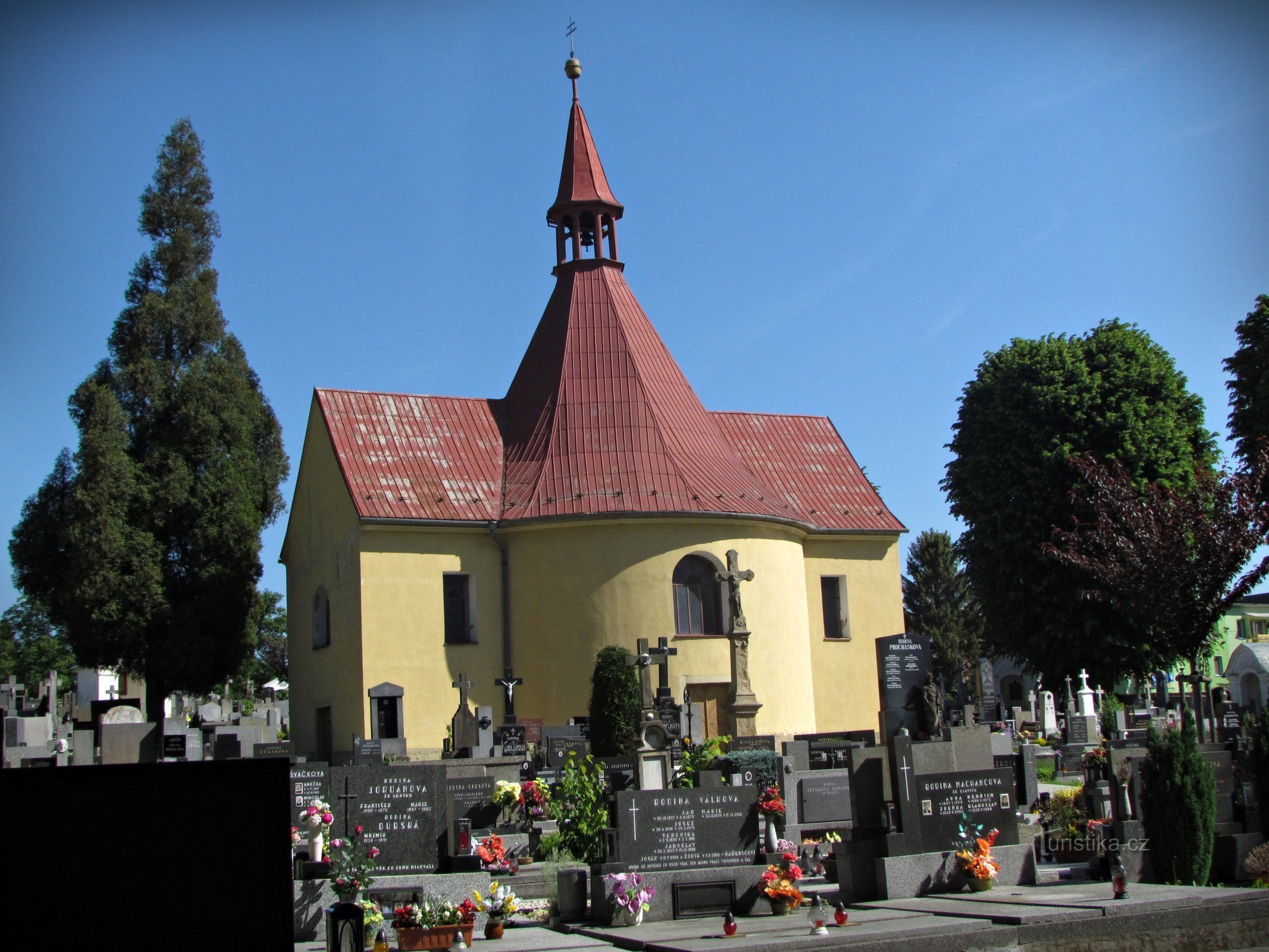 Drahotuše - capilla del cementerio de Santa Ana