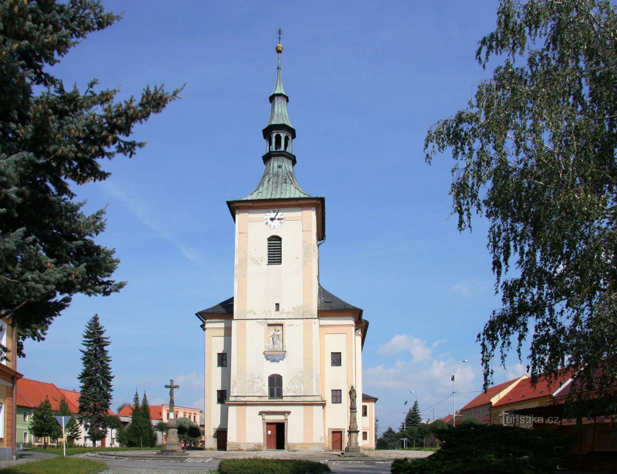 Drahatuše, église