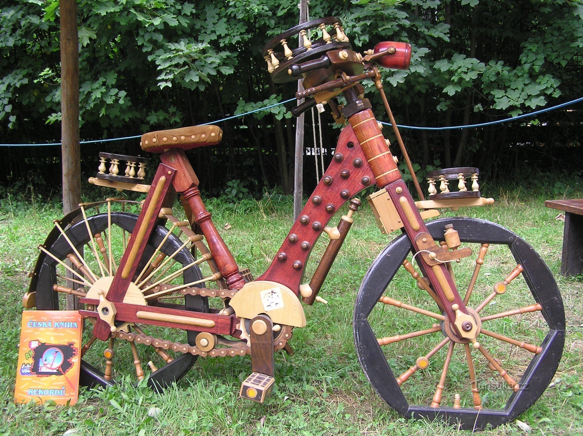 Drewniany rower - muzeum osobliwości - Pelhřimov