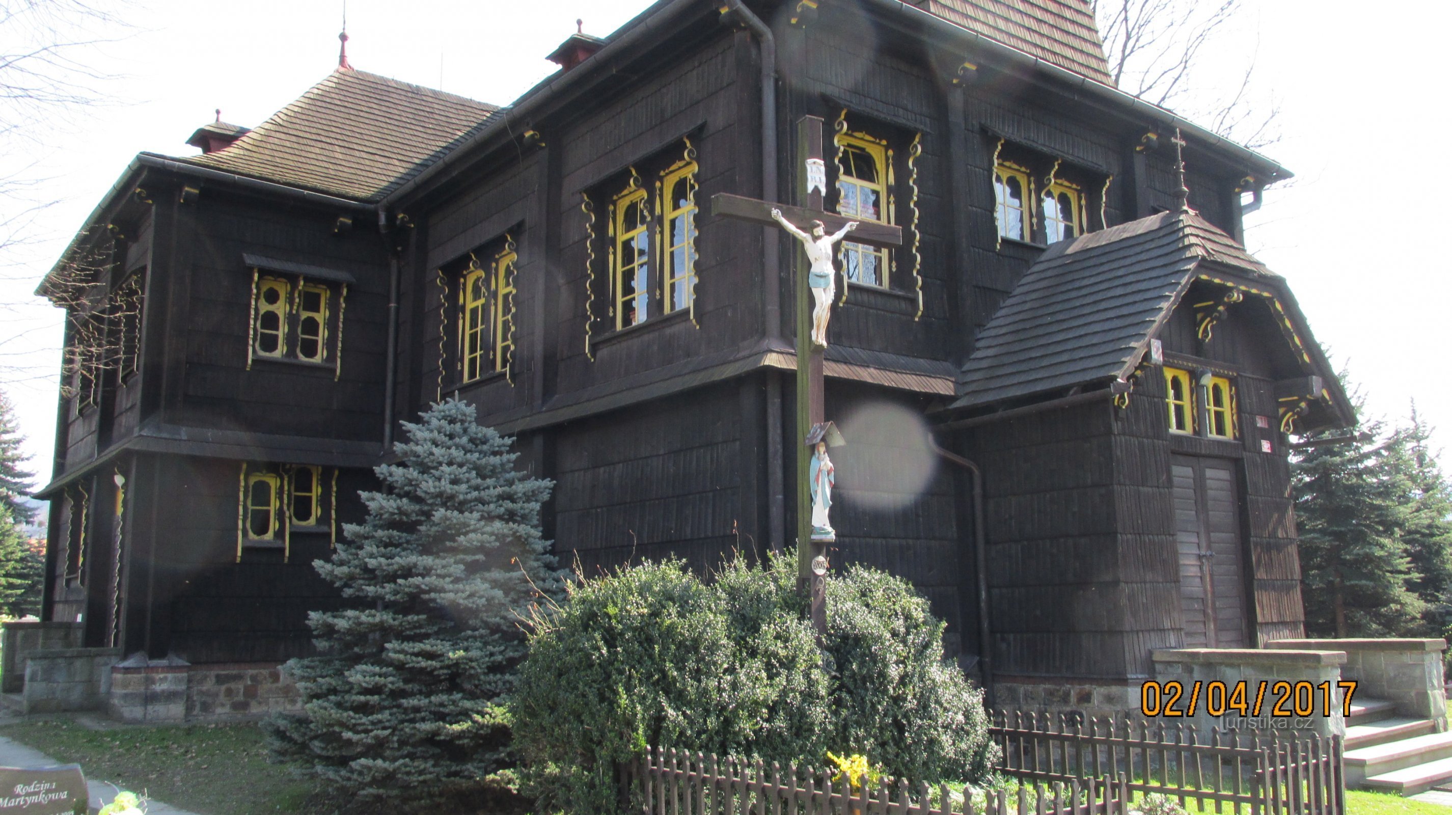 Iglesia de madera de la Exaltación de la Santa Cruz, Bystřice nad Olší, autor: vachovi