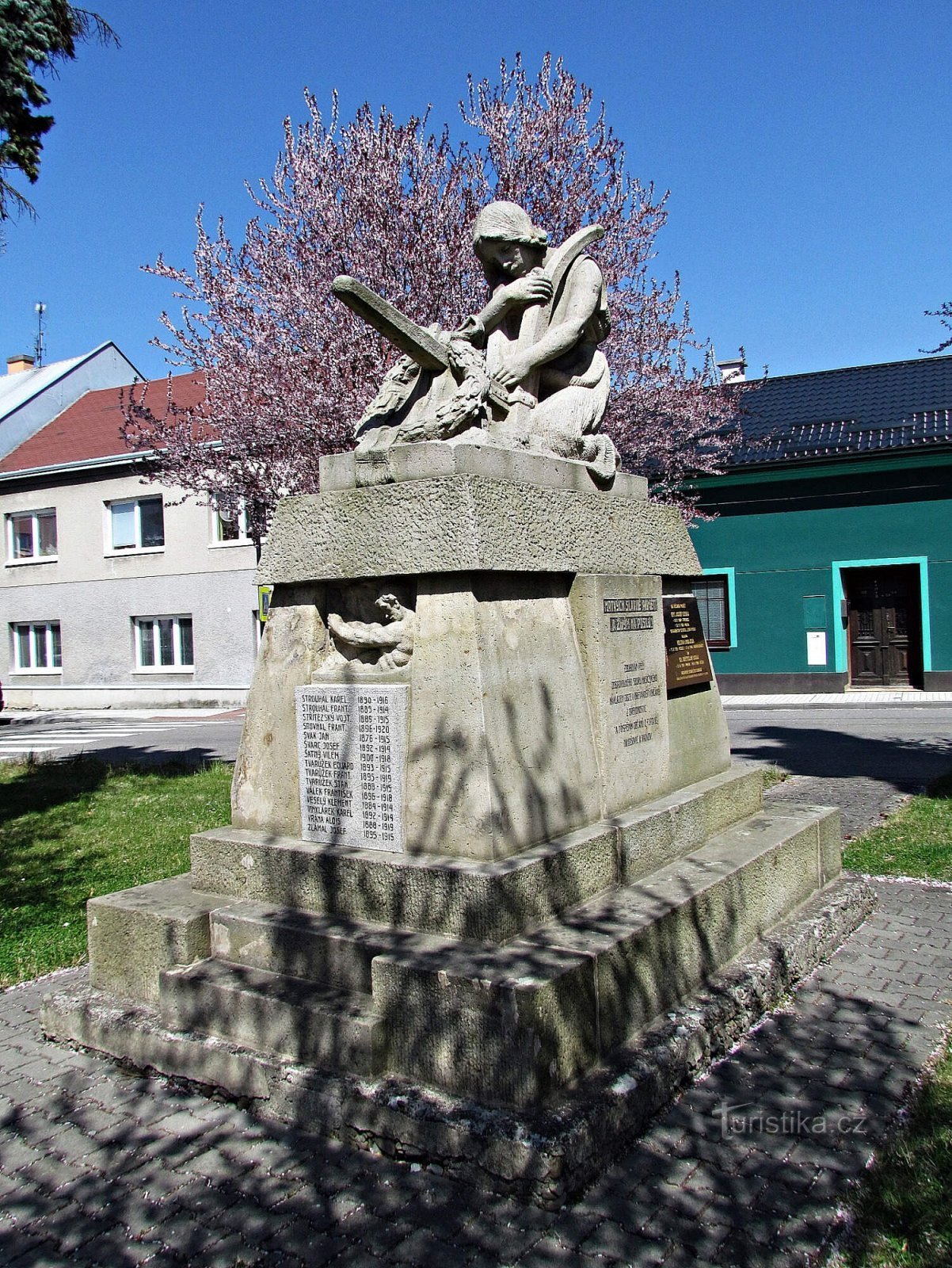 Drevohostice monument till de stupade