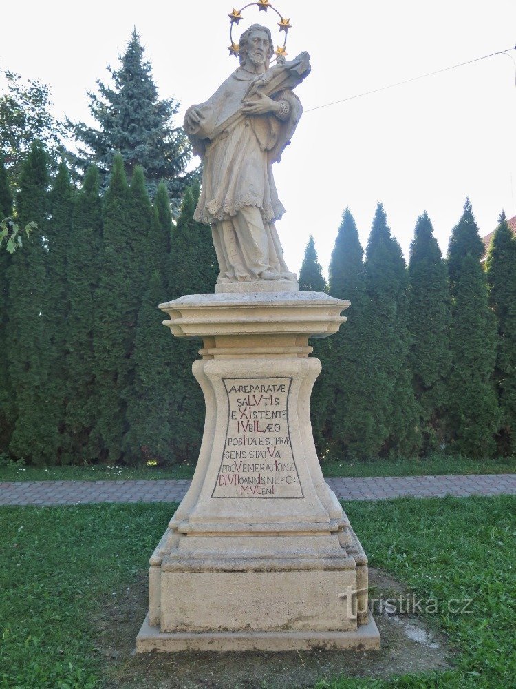 Dríteň - Statue des hl. Jan Nepomuký