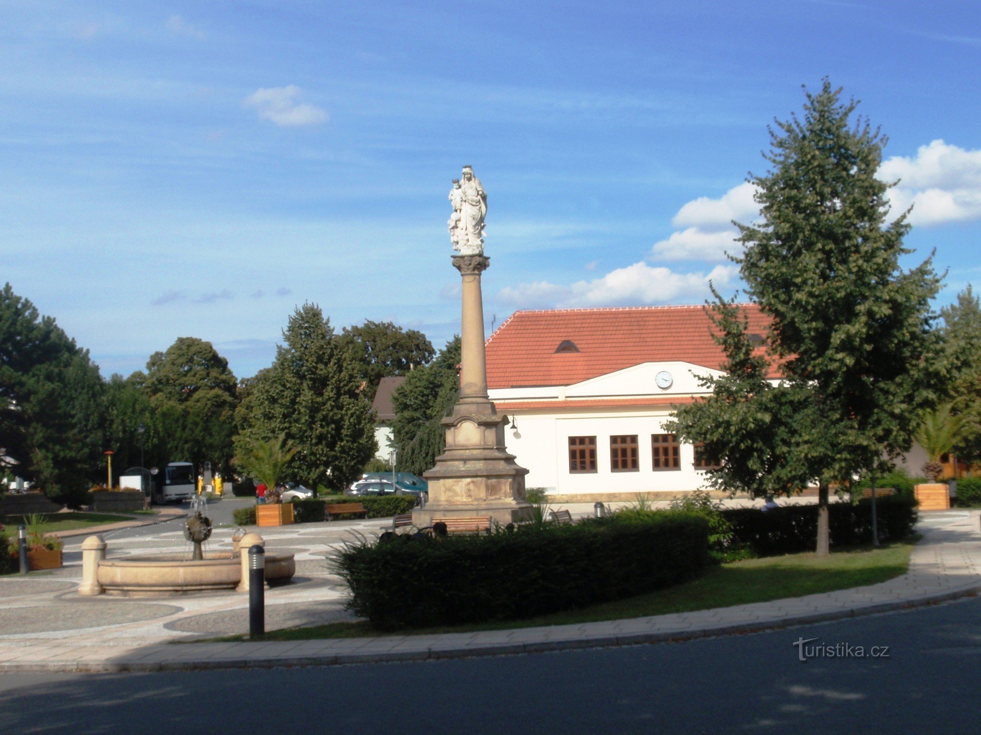 Small monuments of the town of Buchlovic