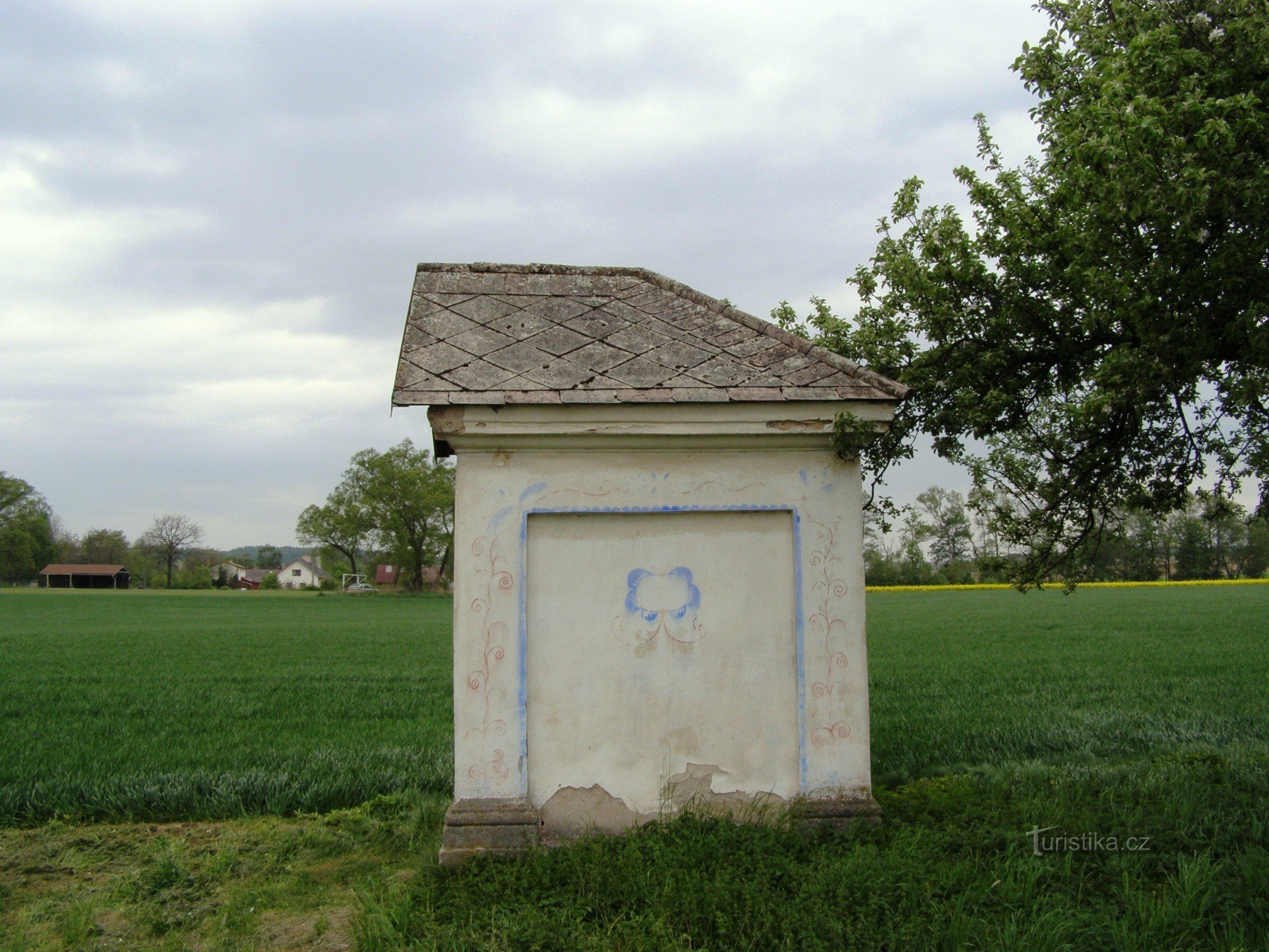 April - Kapelle der Schmerzhaften Muttergottes