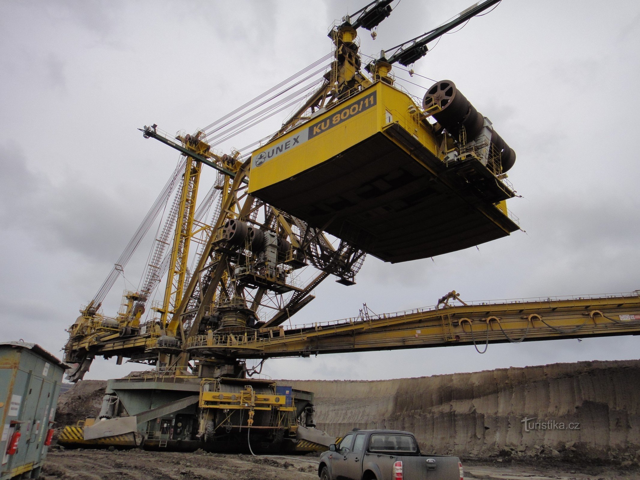 ČSA mine - Walking overburden excavator KU 800