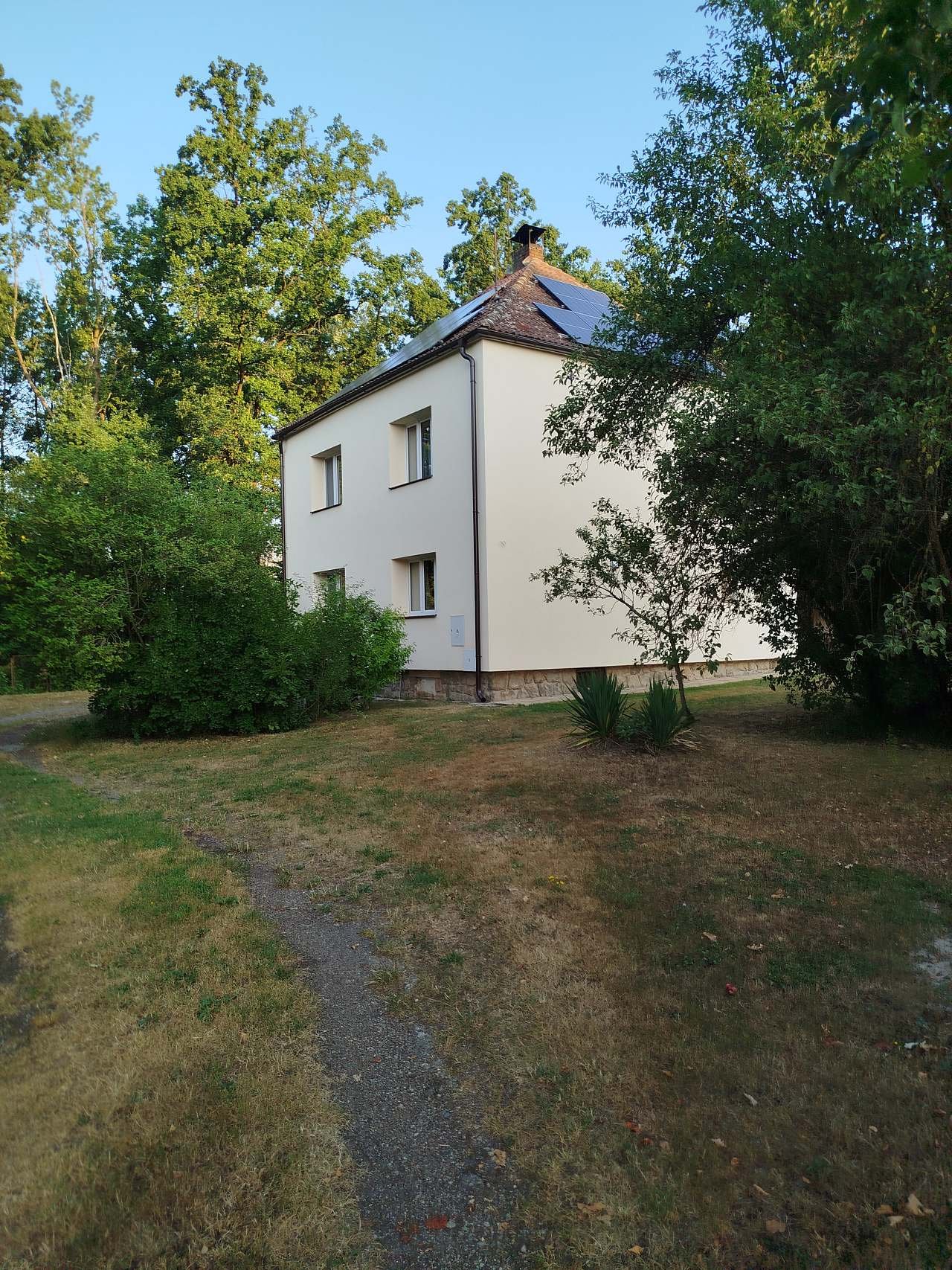 dům 1