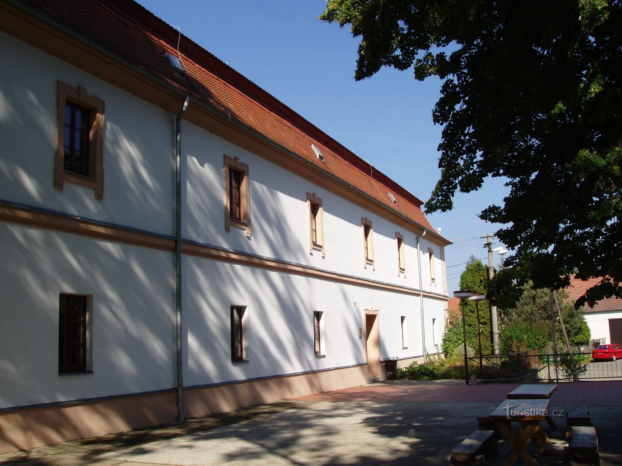 Haus der ökologischen Bildung Krásensko