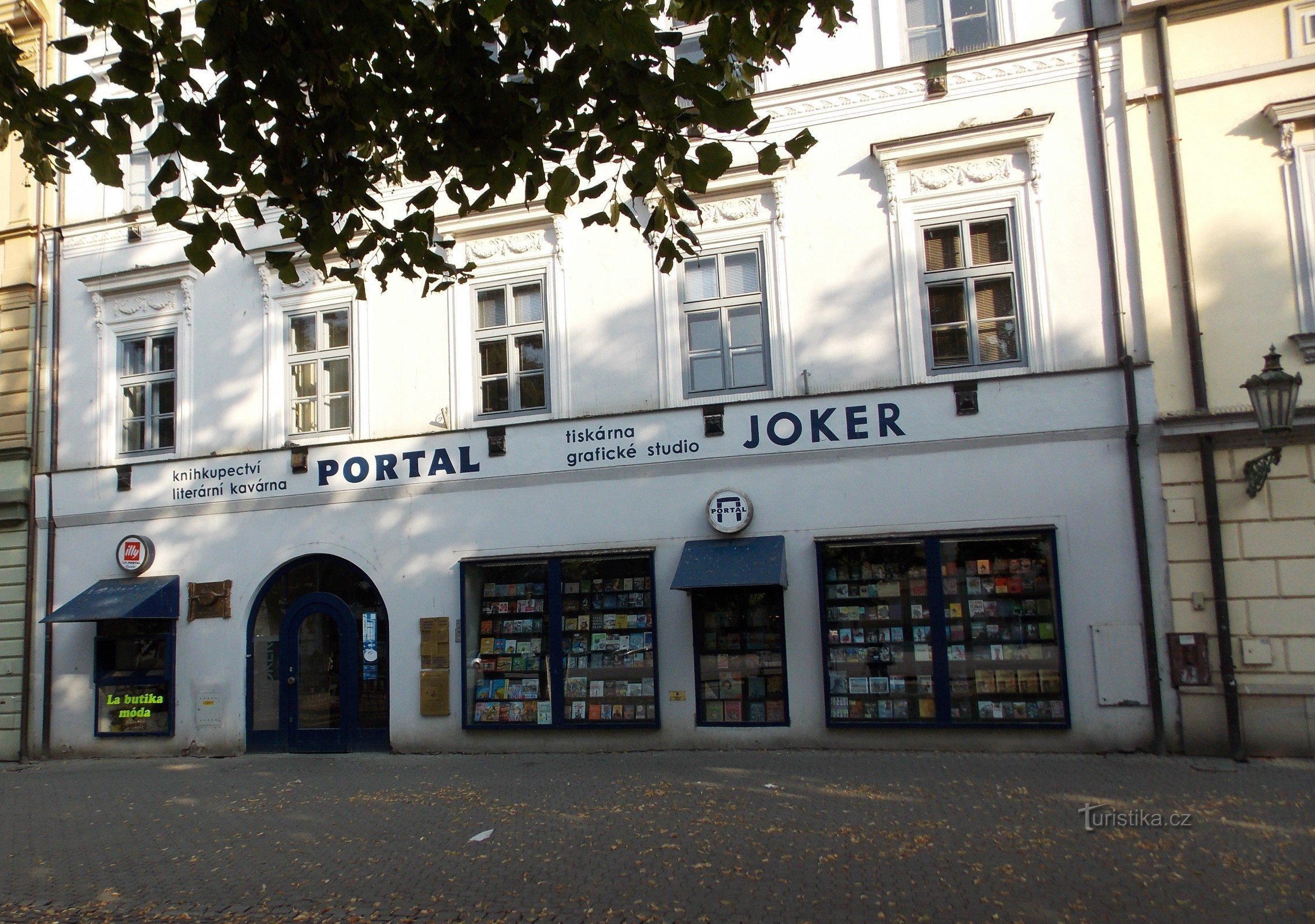 Portal Book House - Uherské Hradiště