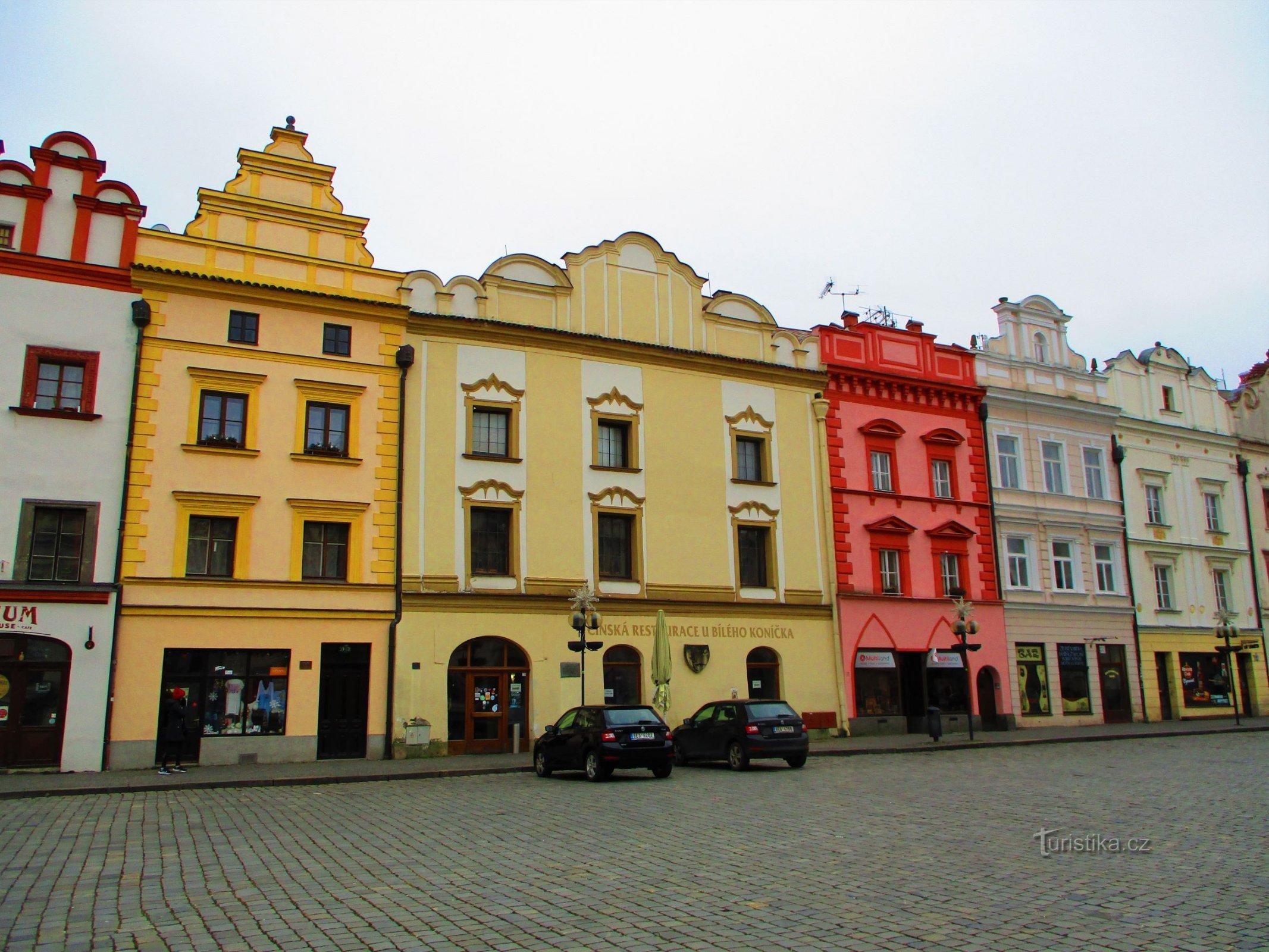 House at White Hobby (Pardubice, 12.1.2022.)