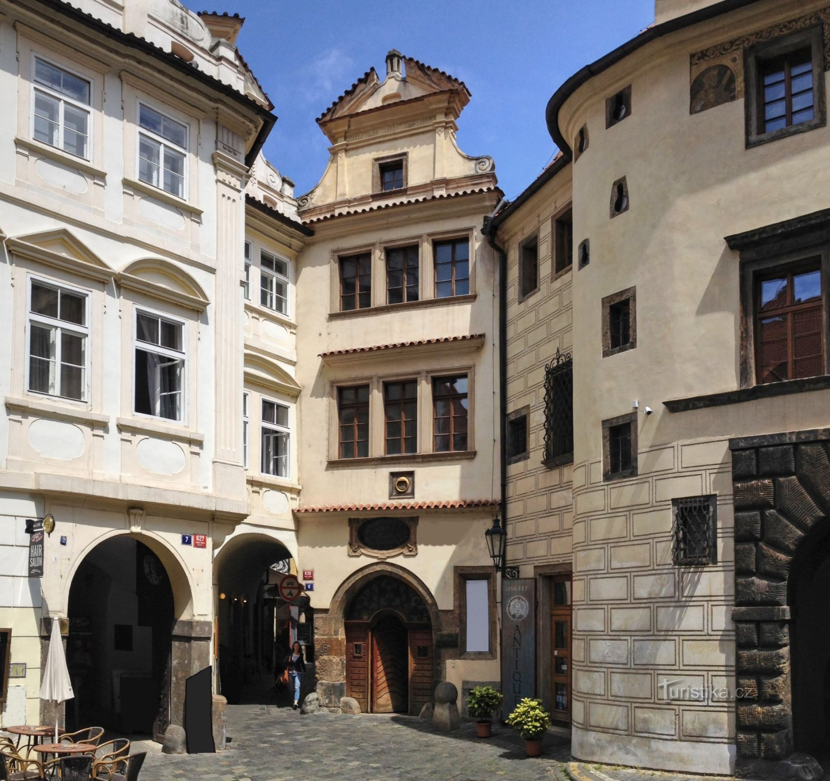 Maison à l'anneau d'or