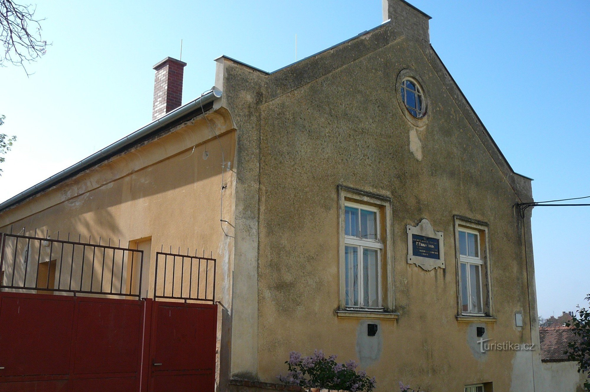 A casa em que Prokop Diviš viveu durante seu tempo em Přímětice