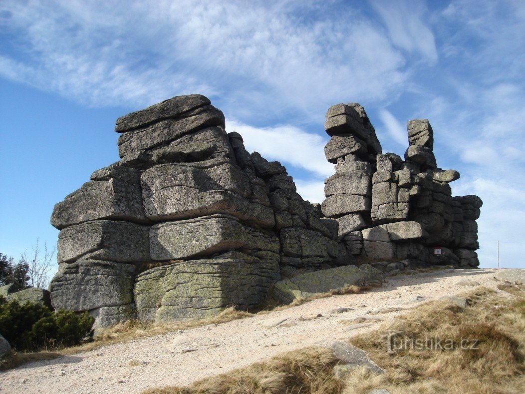 Twee rotsformaties aan de Tsjechische kant