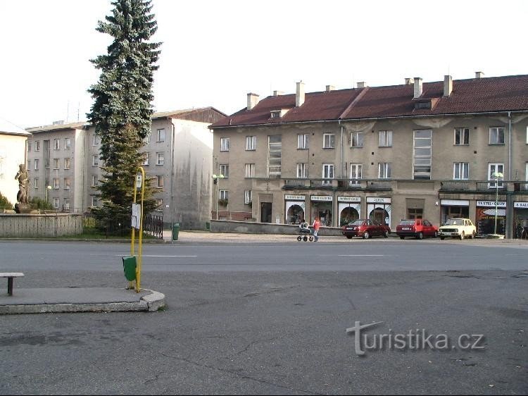 Dvorce (NÁM, BUS), direction Bučina