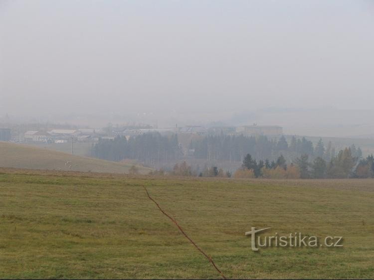 Dvorce vanaf de weg naar Guntramovice