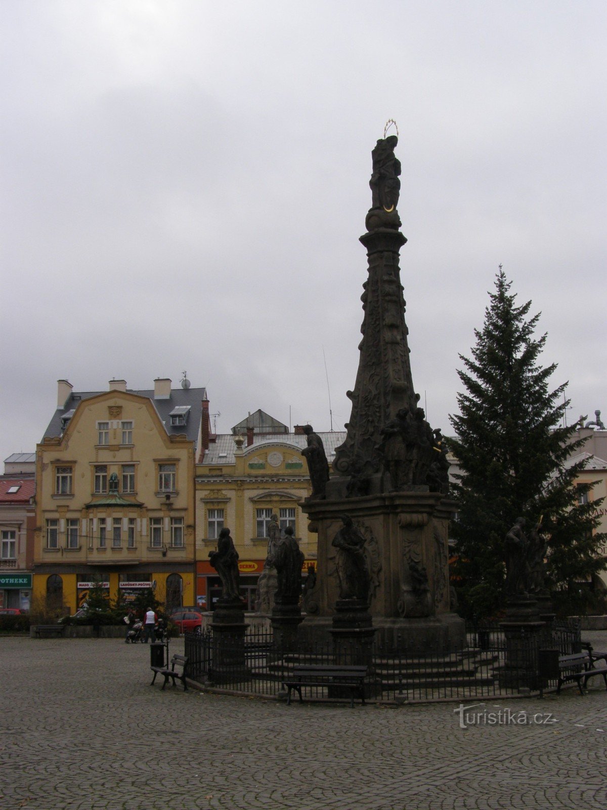 Dvur Králové - Marian column