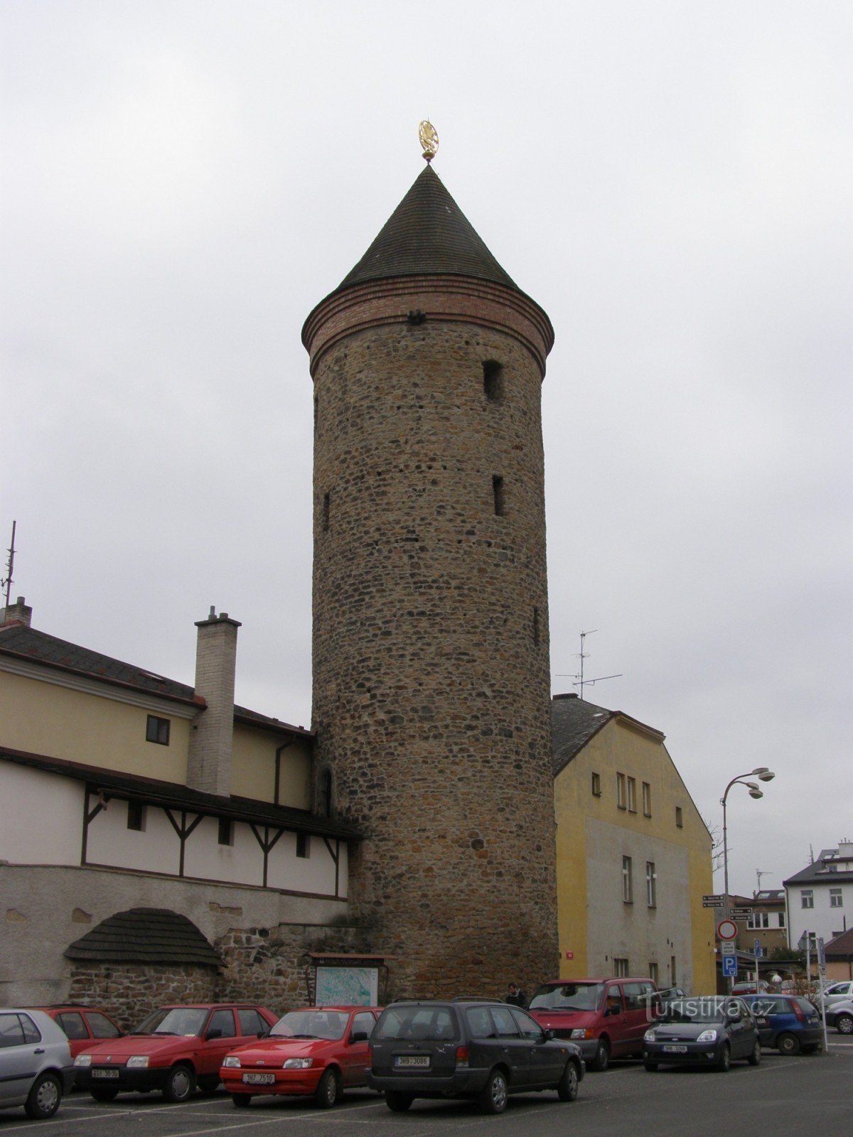 Dvur Králové - вежа Shindelářská