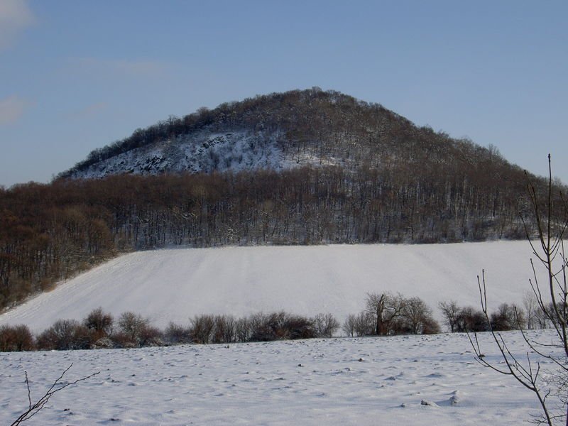 Пагорб Боріч, що димить, з пізнавальною стежкою