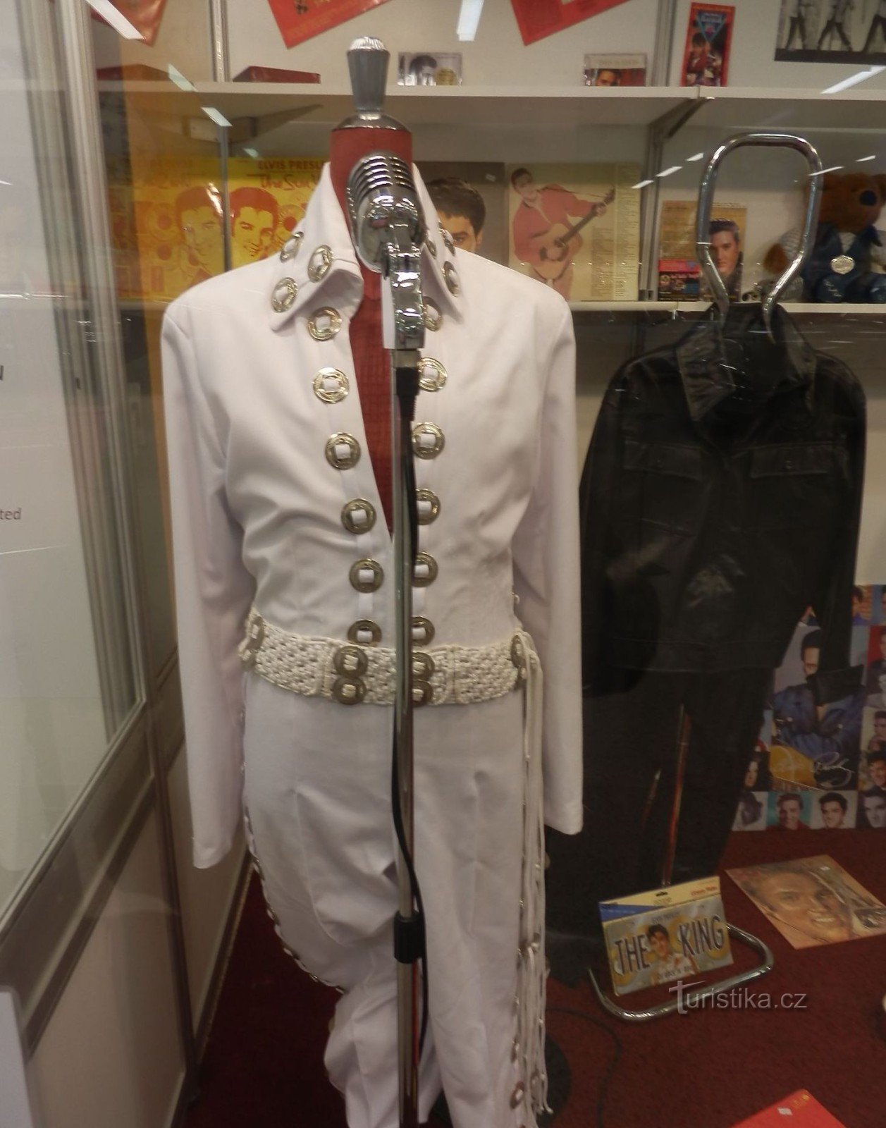 Elvis' famous suit