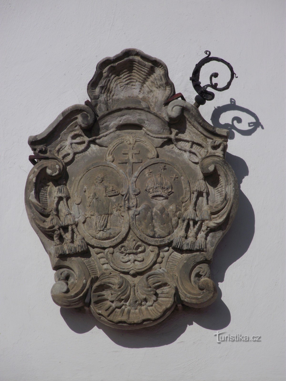 escudo de armas de la autoridad monástica