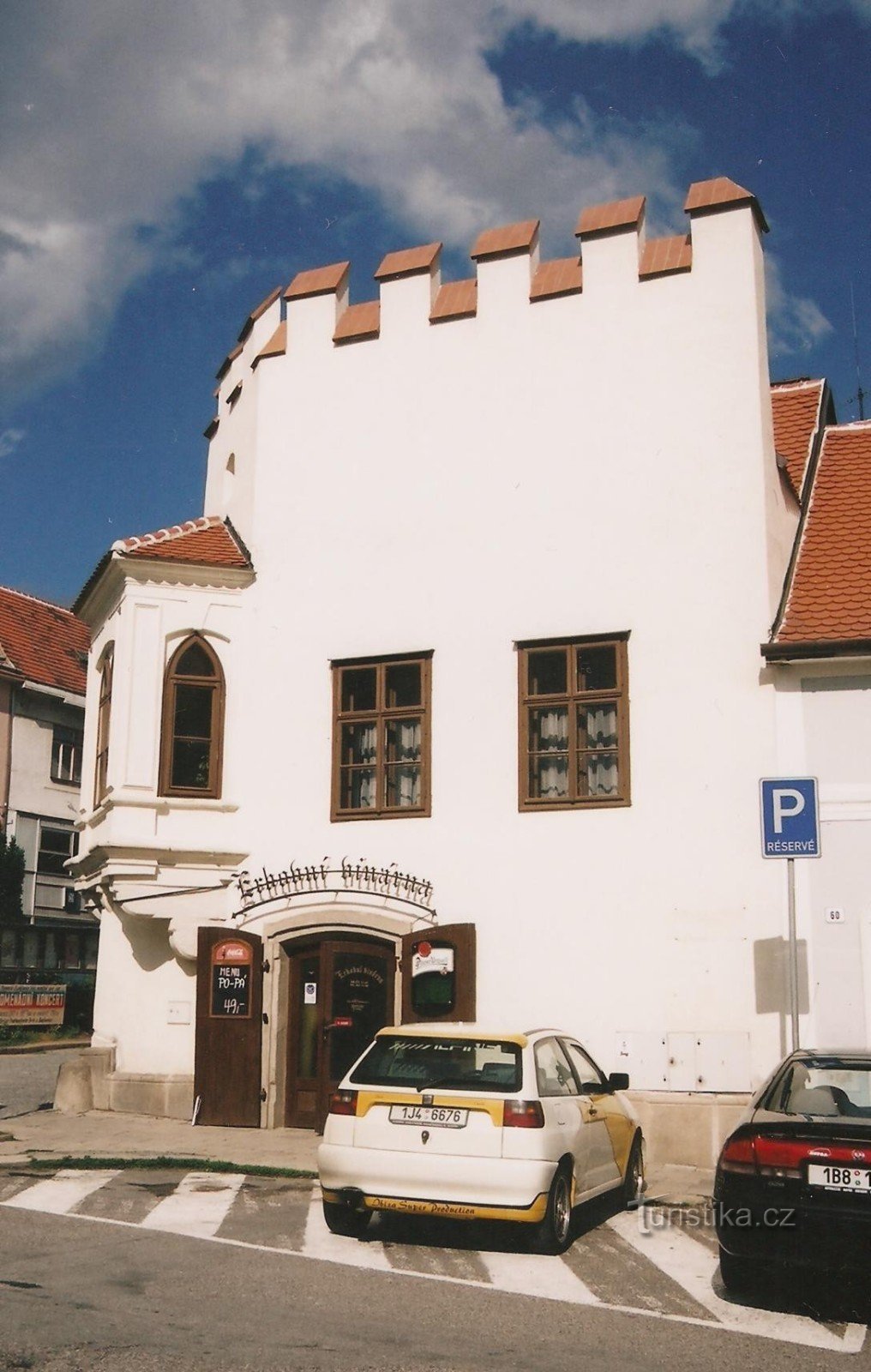 Coat of arms wine bar