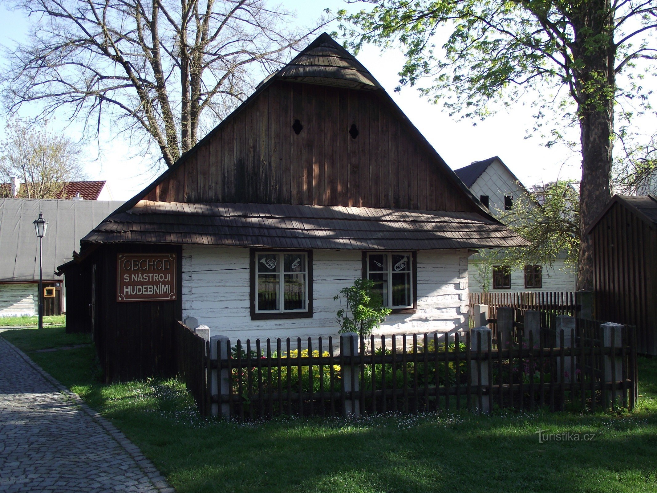 Expedition Hlinsko 2015 tai toukokuu Betlehem I:ssä (Vojnův Městec, Velké Dářko, Krucemburk)