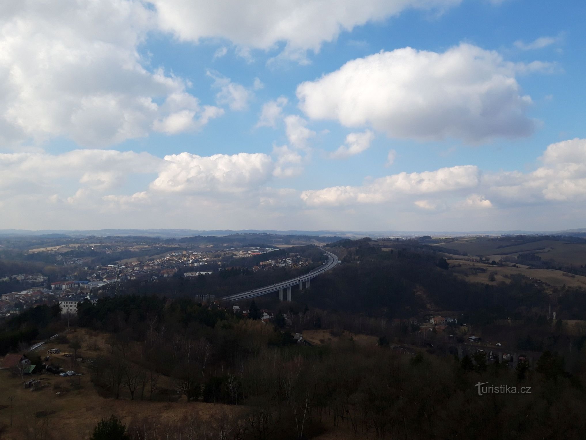 位于 Velký Meziříčí 上方的 Fajt 山