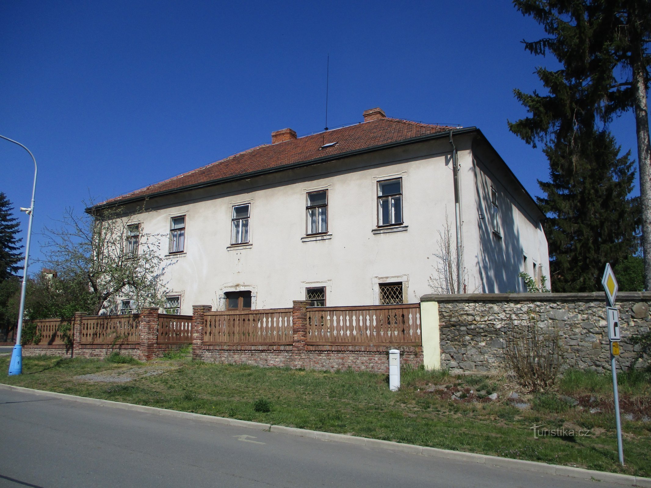 Parsonage (Osice, 18.4.2020)