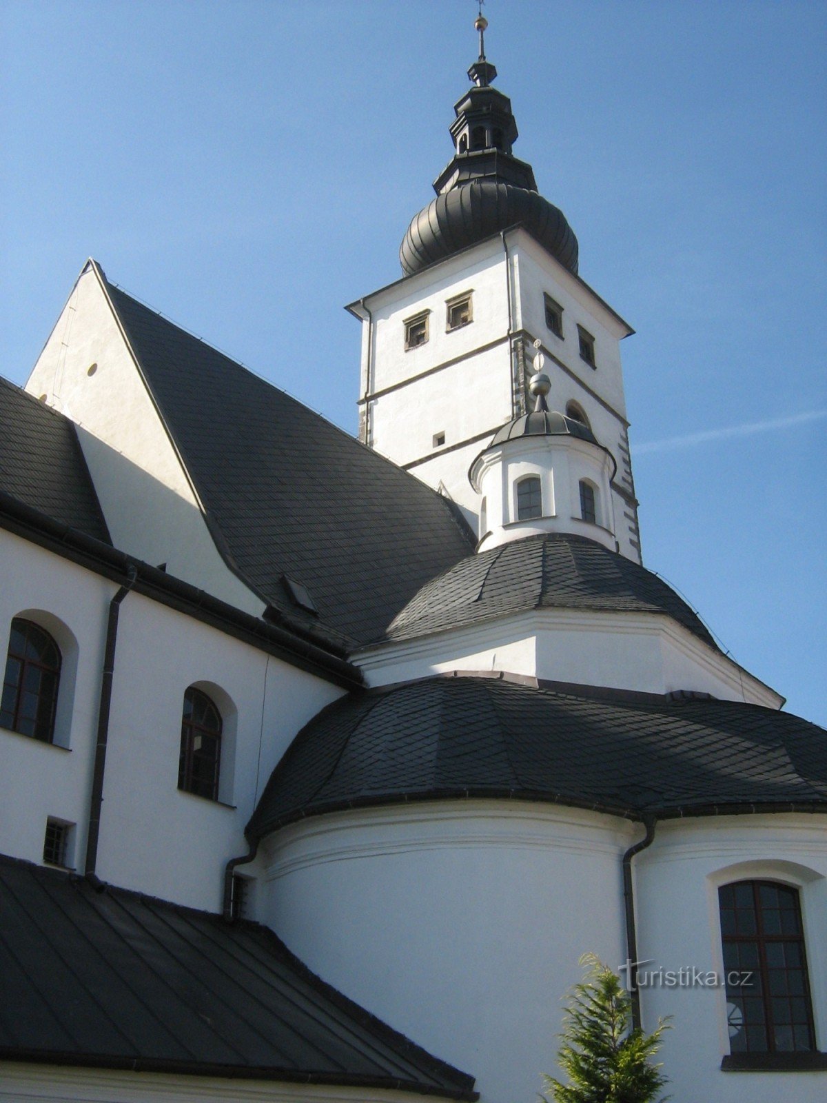 Igreja Paroquial da Natividade da Virgem Maria