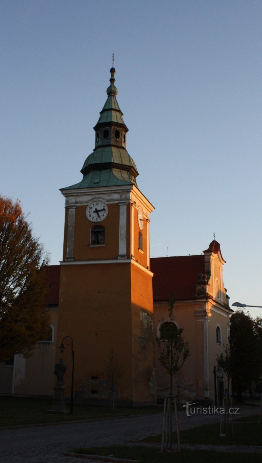 Župnijska cerkev sv. Marije Magdalene v Němčicah nad Hanou